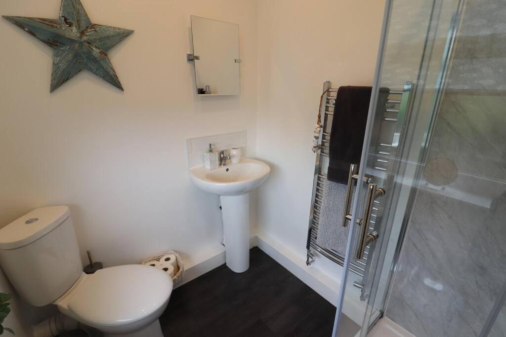 Cosy Two Bedroom First Floor Apartment Birmingham Eksteriør billede