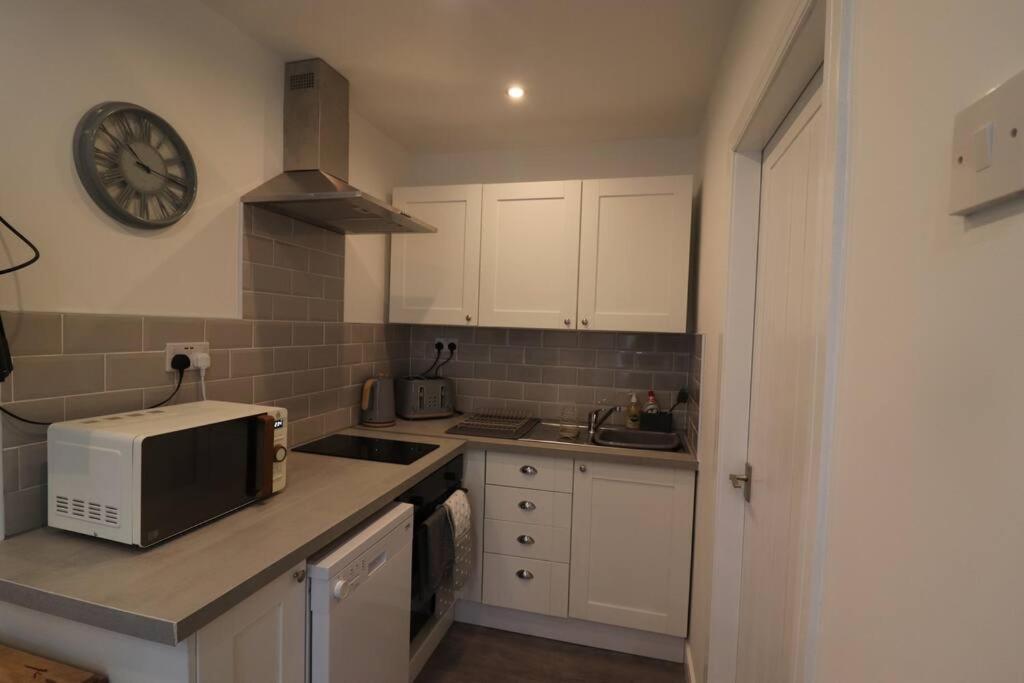 Cosy Two Bedroom First Floor Apartment Birmingham Eksteriør billede
